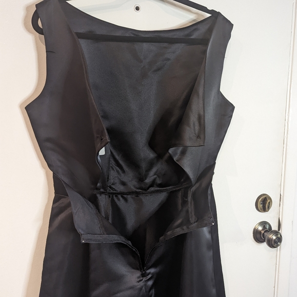 Tea length Black satin Queen of Heartz Dress 2XL - Picture 8 of 12